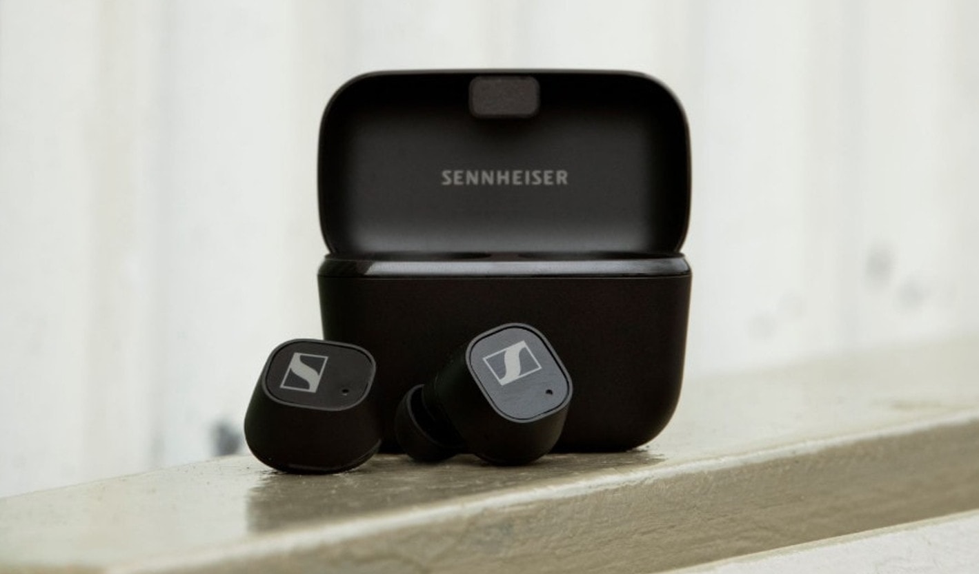 Новости — Sennheiser представила свои самые доступные наушники с шумодавом
