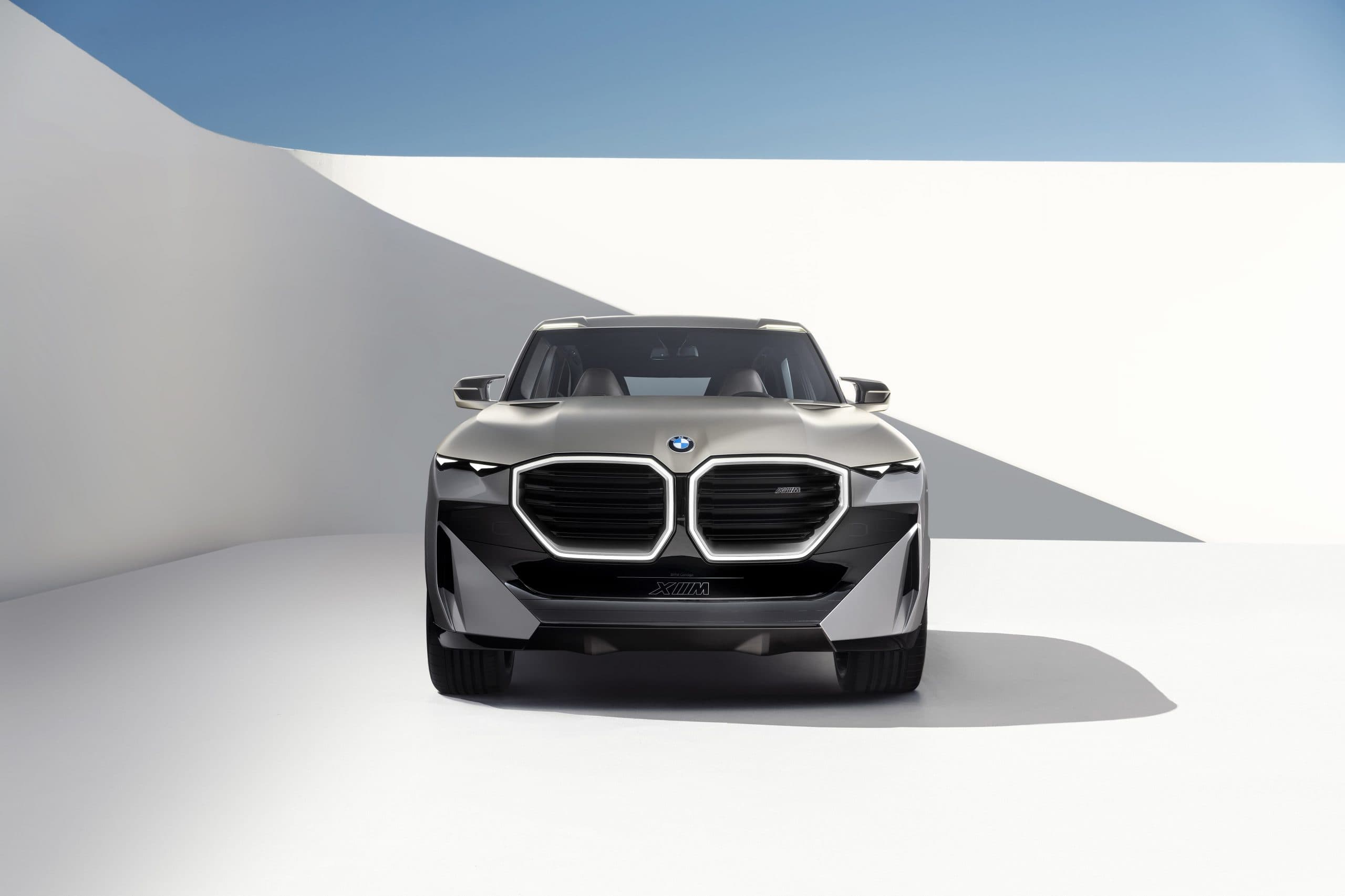 Новости — BMW показала Concept XM — самый мощный кроссовер компании